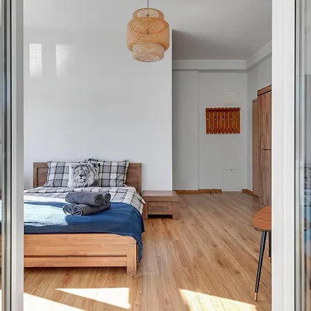 Apartment Blue Mandarin Iii Haffnera