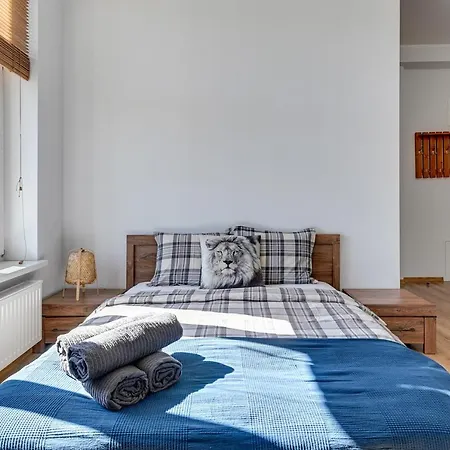 Blue Mandarin Iii Haffnera *