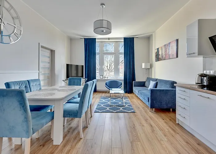 Blue Mandarin Iii Haffnera Lägenhet *